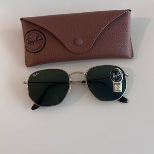 Ray-Ban Black and Brown Sunglasses Timeless Accessories